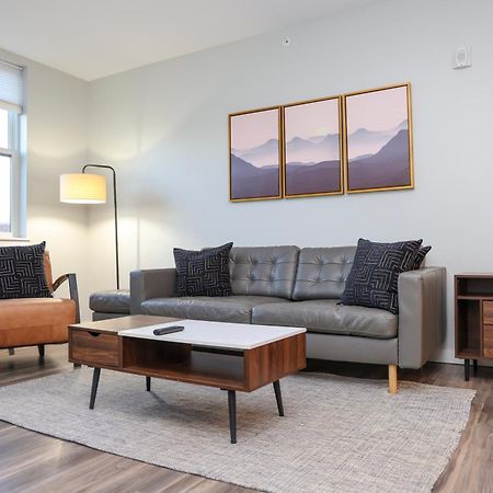Luxury Apartment With Gym, Steps From Commuter Rail #4011 Reading 외부 사진